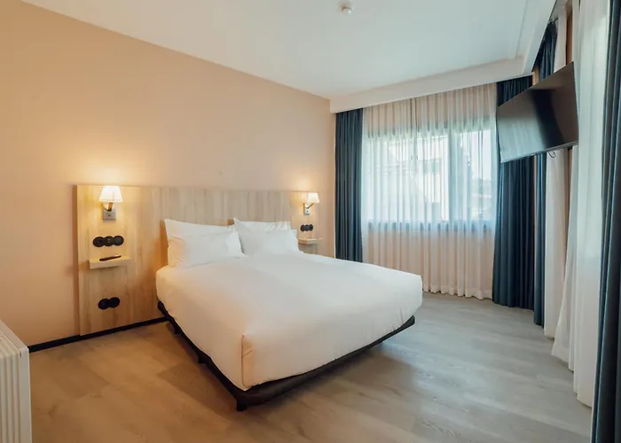 Abc - Campanha Szálloda 4*